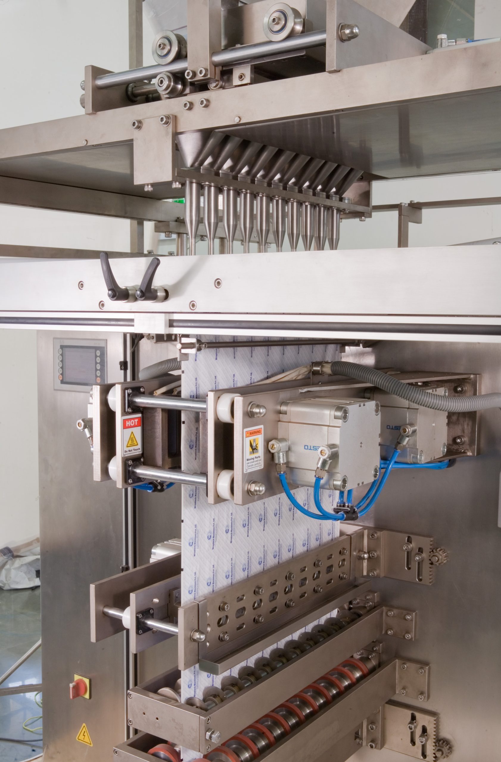 Multilane filler, Auger filler, liquid filler, piston pump, block pump, paste filler, oil sachet, tomato paste, tomato sauce, tomato ketchup, juice powder, sugar, salt, instant tea, instant coffee, tea sachet, coffee sachet, liquid detergent, shampoo sachet, high-speed packaging machine, wraptech, VFFS, Vertical FFS, VFFS multilane Packing equipment, powder, pharmaceutical powder, veterinary powder